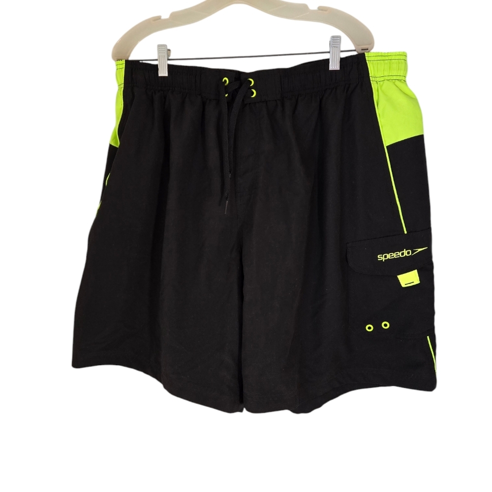 Speedo Men's Black and Green Swim Trunks Board Shorts - Picture 10 of 11